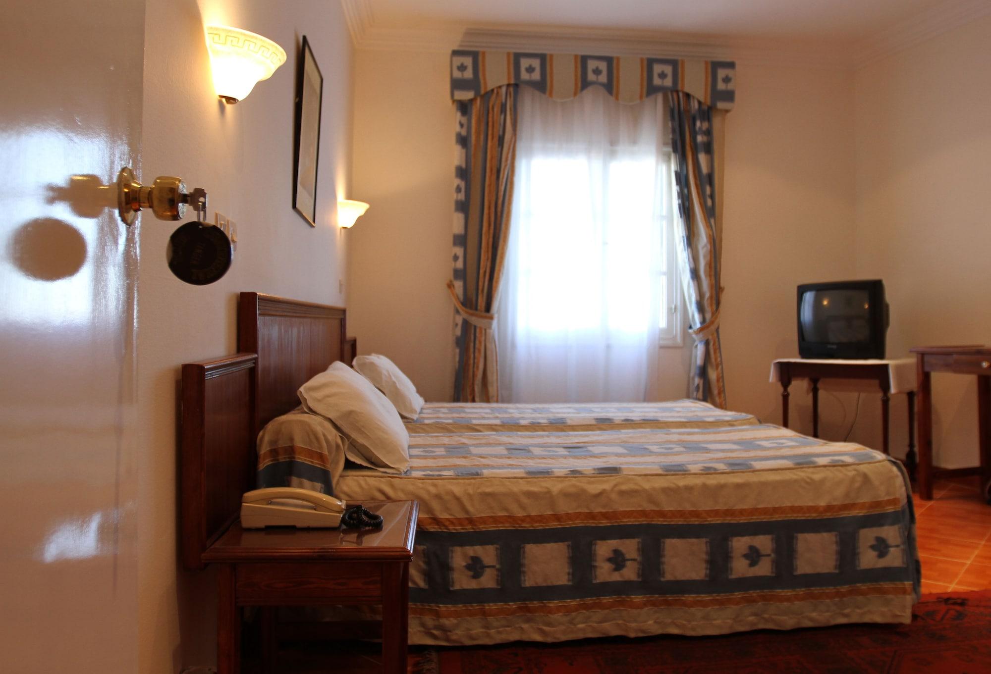 Continental Hotel 3*