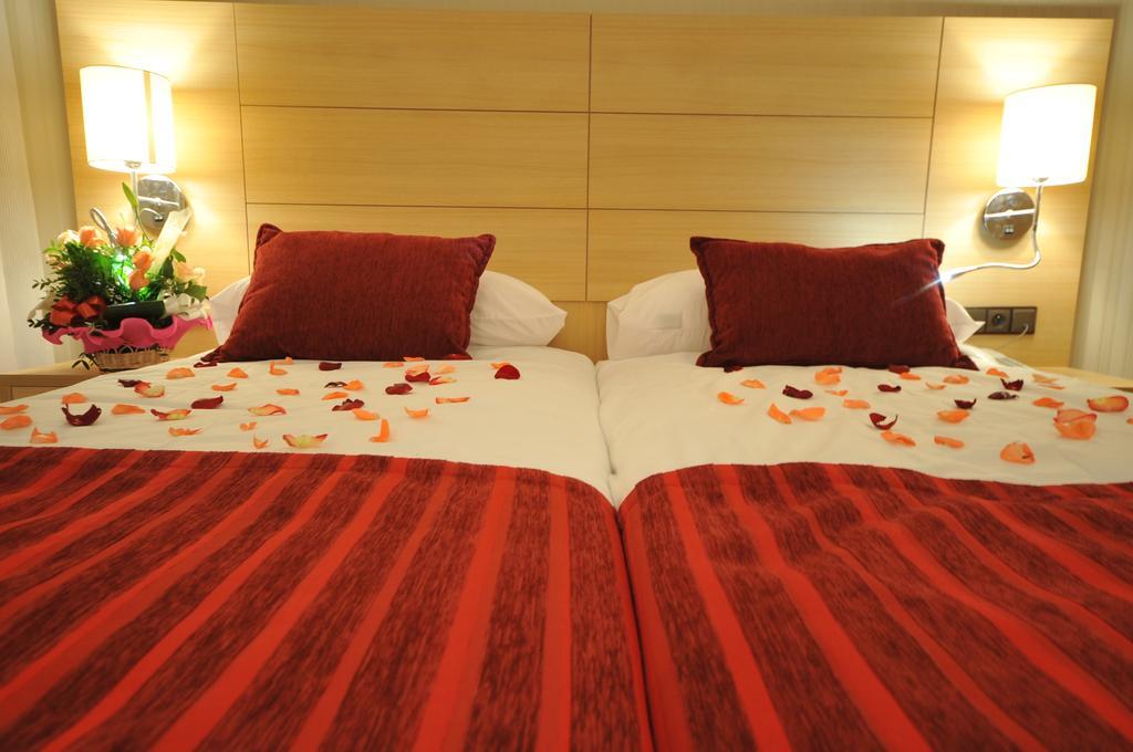 Continental Hotel