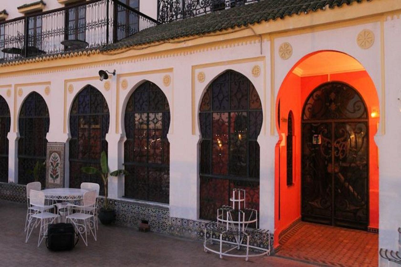 Continental Hotel 3*